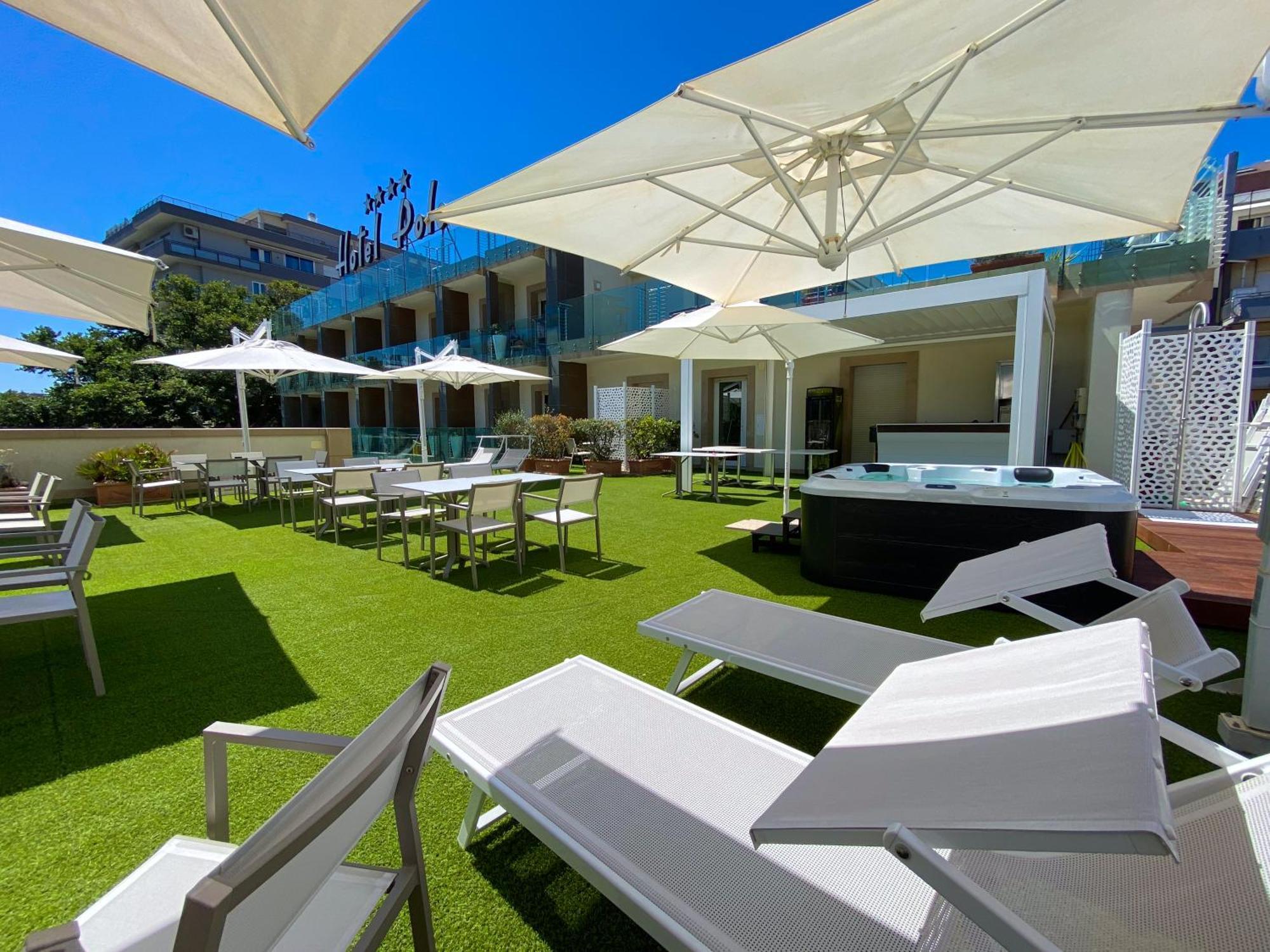 Hotel Polo Rimini Esterno foto